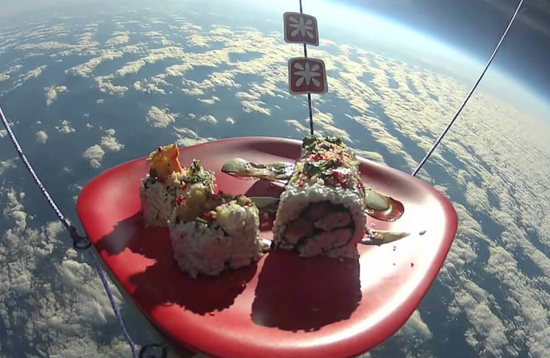 Space Sushi - 2012 | youtube.com/peoplerarestrange