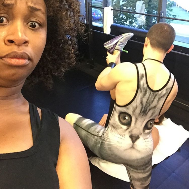 Feline Fashion | Facebook/@glozell