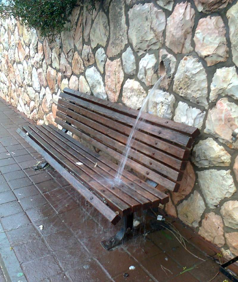 Washing the Benches | Imgur.com/mZgp64U