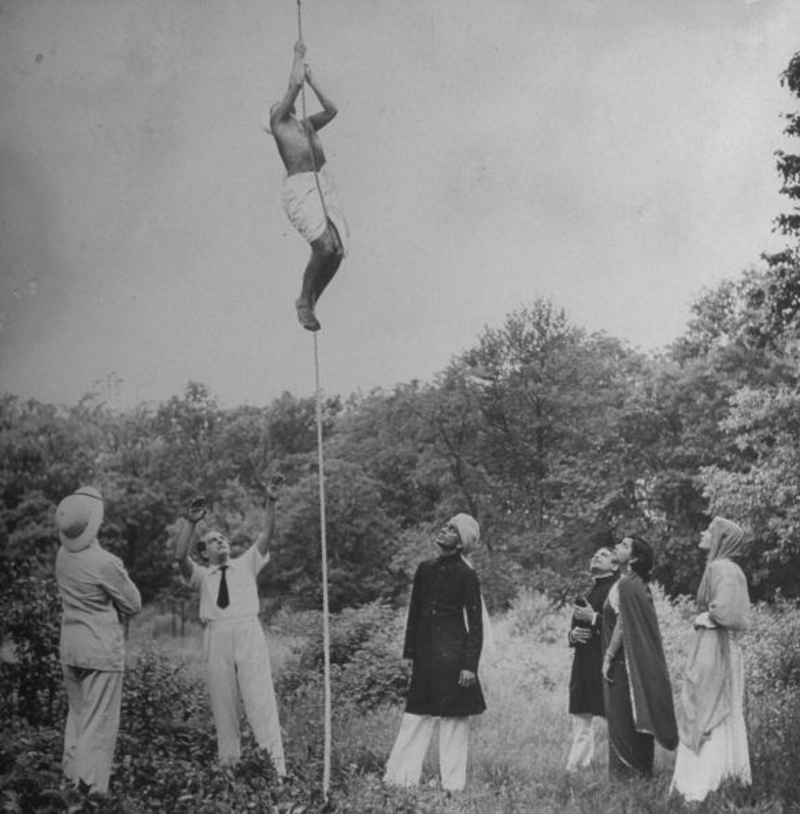 Indian Rope Trick | Getty Images Photo by George Karger