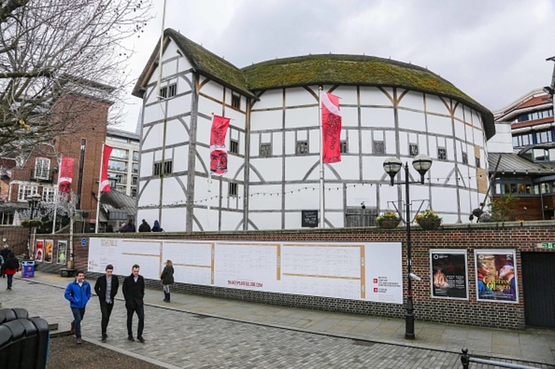 The Original Shakespeare’s Globe | Getty Images Photo by Nicolas Economou/NurPhoto