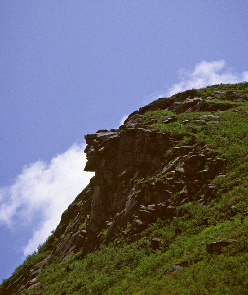 Old Man of the Mountain | Wayne Johnson/Shutterstock