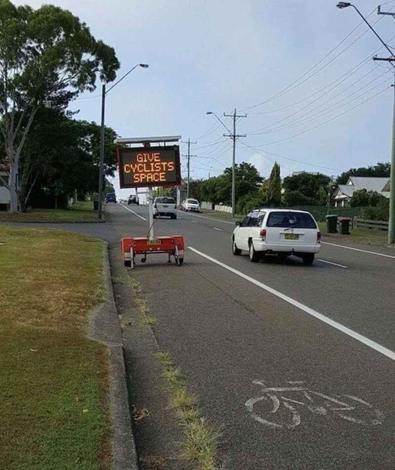 Stay Out of the Bike Lane | Imgur.com/RHfKF53