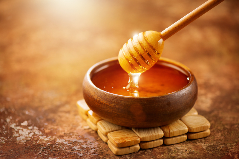 Root Plants from Cuttings with Honey | Shutterstock