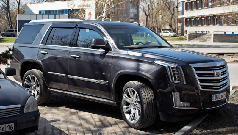 Cadillac Escalade | Alamy Stock Photo