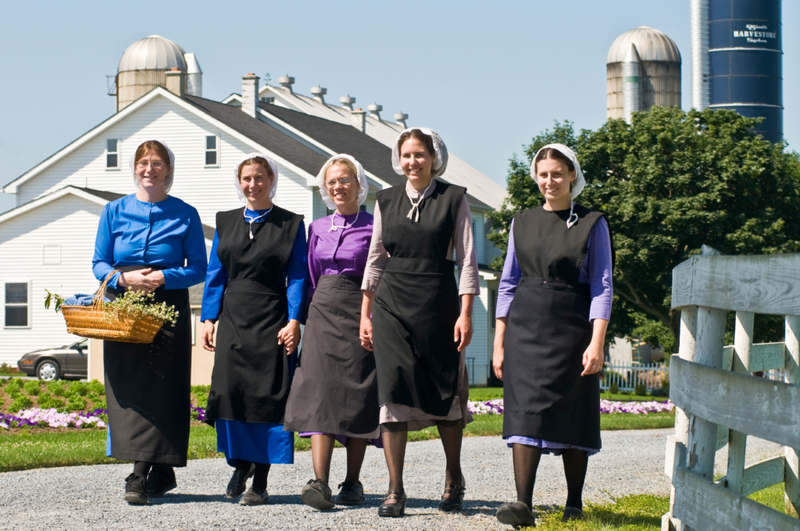 Women Only Have Four Dresses | Alamy Stock Photo by brt COMM 