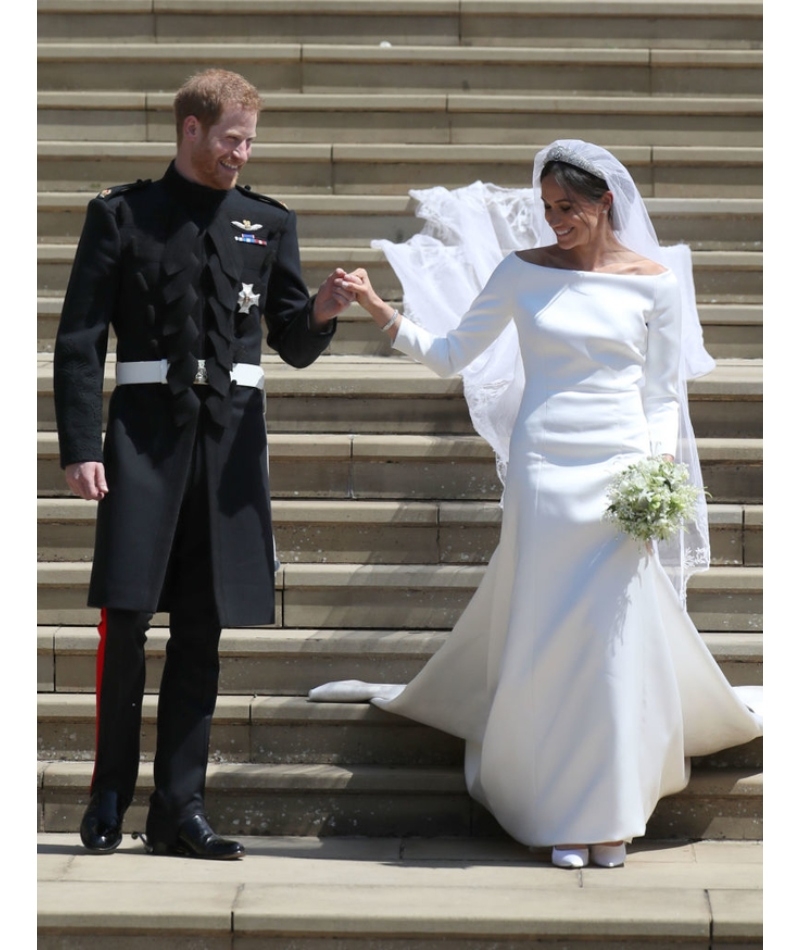 The Wedding Dress | Getty Images Photo by Jane Barlow-WPA Pool