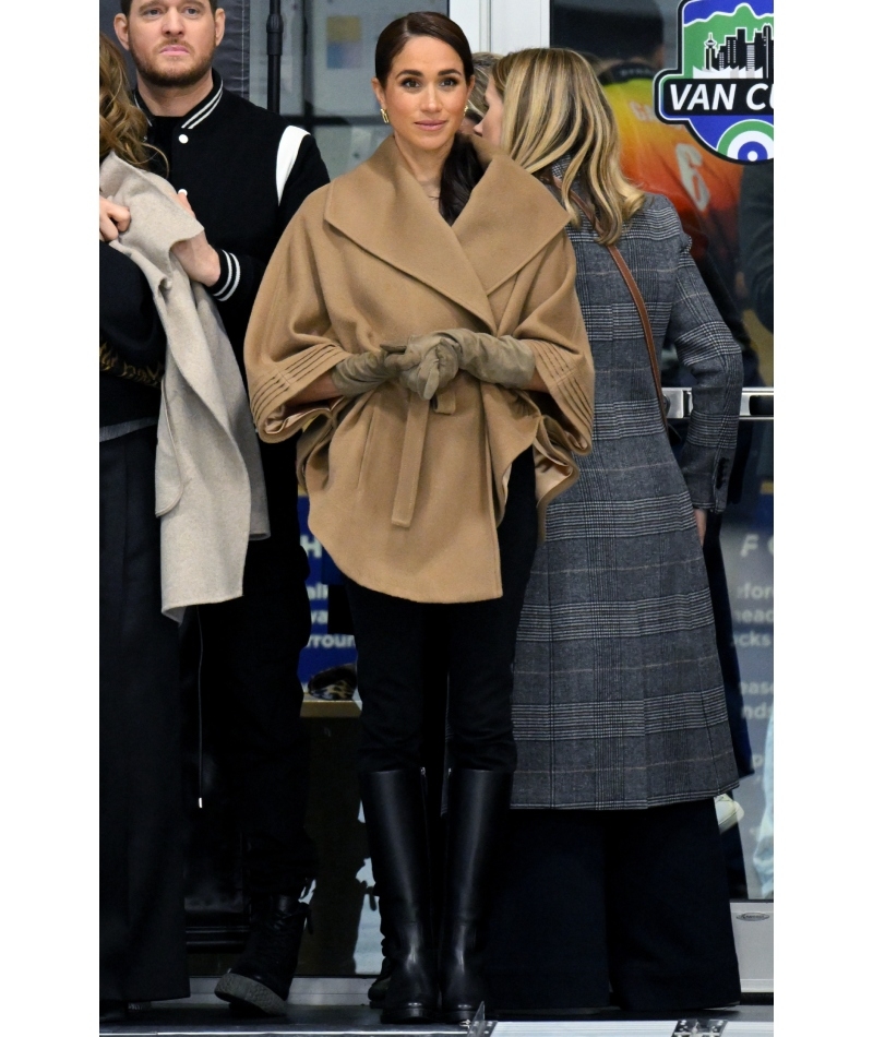 Cozy in the Community Centre | Getty Images Photo by Karwai Tang/WireImage