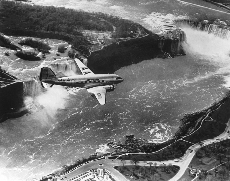 You’ll Never Believe What Researchers Discovered When They Drained the Water from The Niagara Falls | Getty Images Photo by Keystone-France/Gamma-Keystone