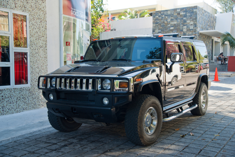 The 2009 Hummer Was an Absolute Disaster | Alamy Stock Photo by David Kilpatrick 