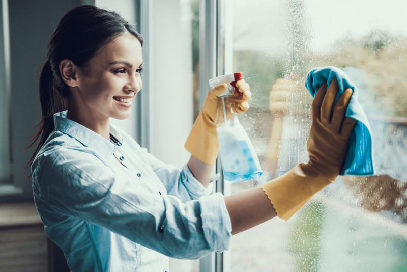 Glass Cleaner | Shutterstock