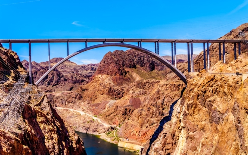 Mike O'Callaghan–Pat Tillman Memorial Bridge,USA | Shutterstock Photo by Harry Beugelink