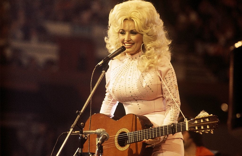 Where She Got Her Signature Look From | Getty Images Photo by David Redfern/Redferns