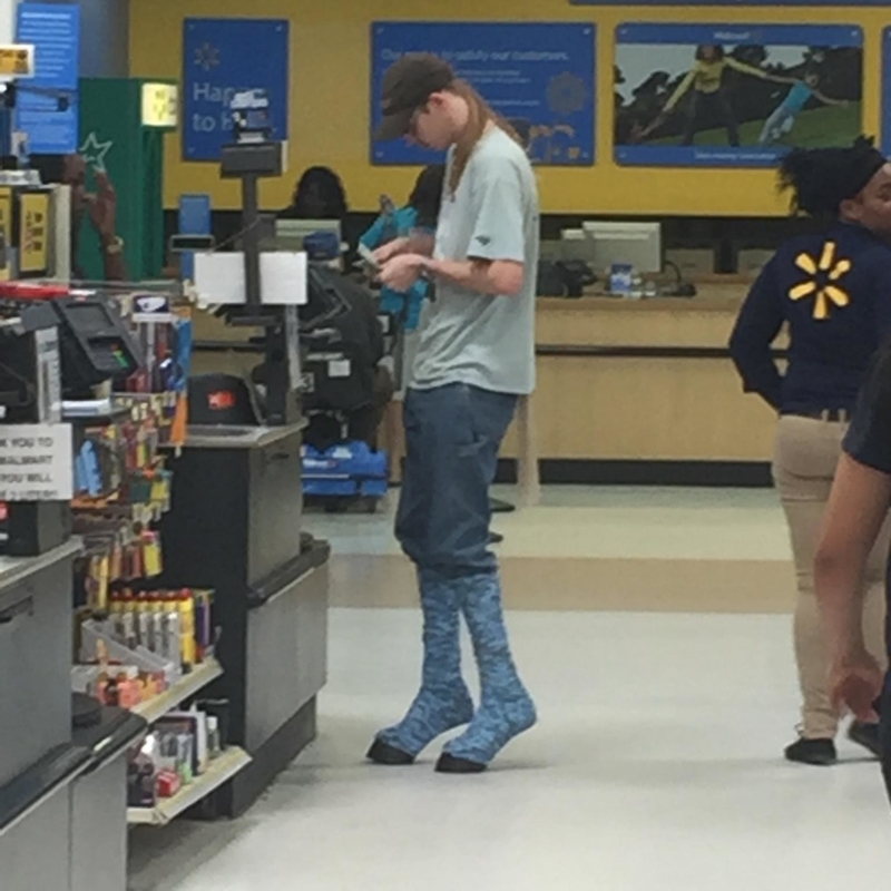 Satyr Saturday at Walmart | Imgur.com/D45txXC