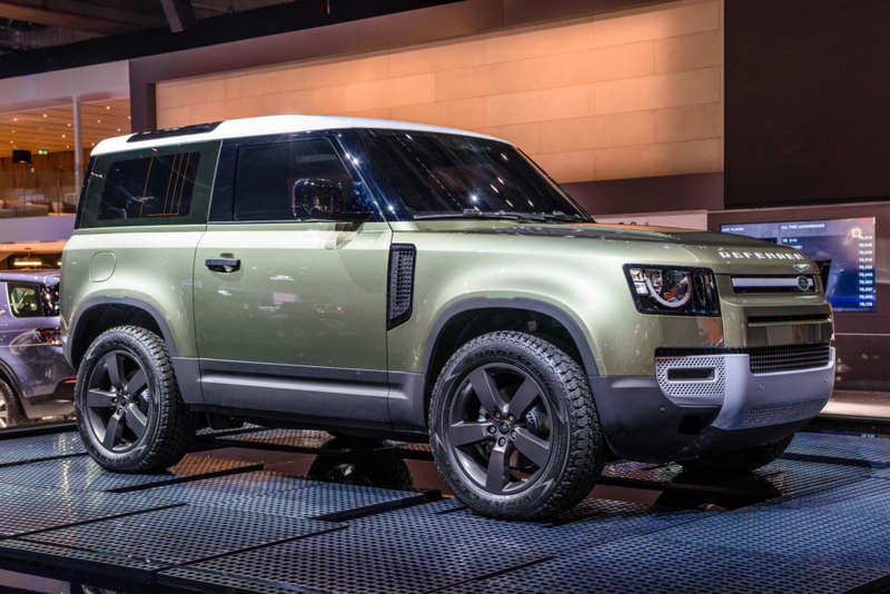 Land Rover Defender | Alamy Stock Photo