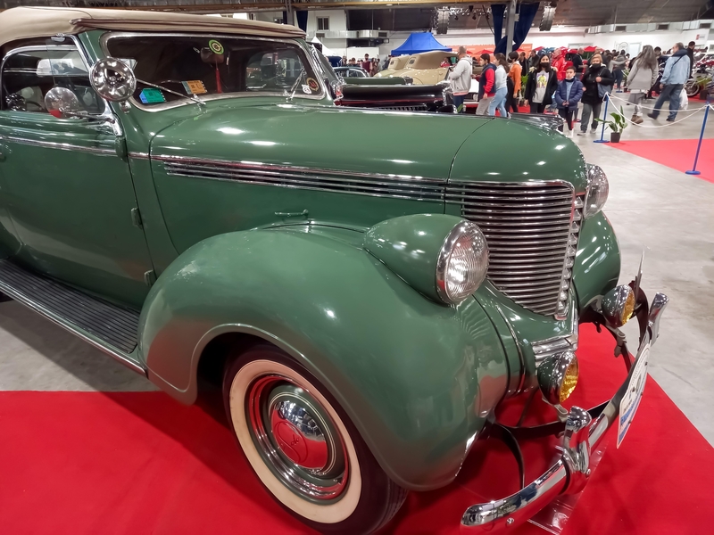 1938 DeSoto Six Series S-5 Coupe Convertible | Alamy Stock Photo by Wirestock, Inc. 