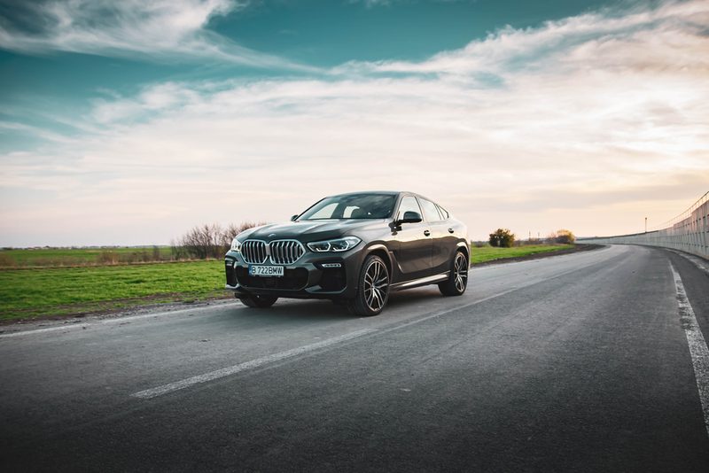 BMW X6 | Shutterstock