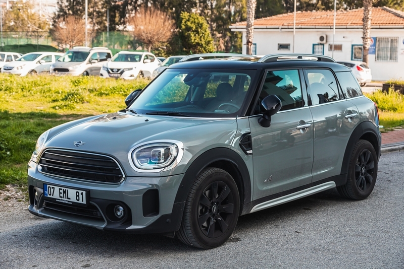 Mini Countryman | Shutterstock