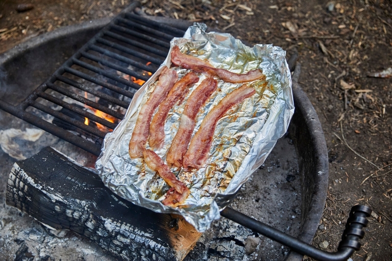 Create A Disposable Frying Pan | Alamy Stock Photo