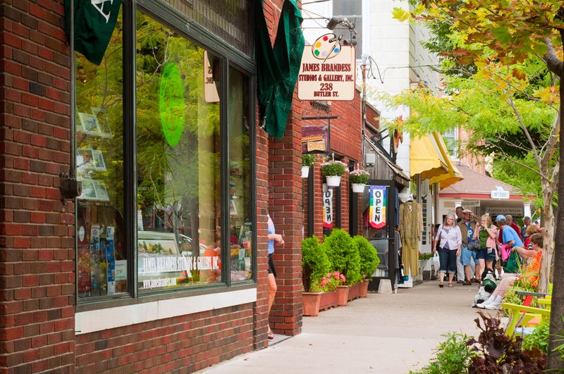 Michigan: Saugatuck | Shutterstock