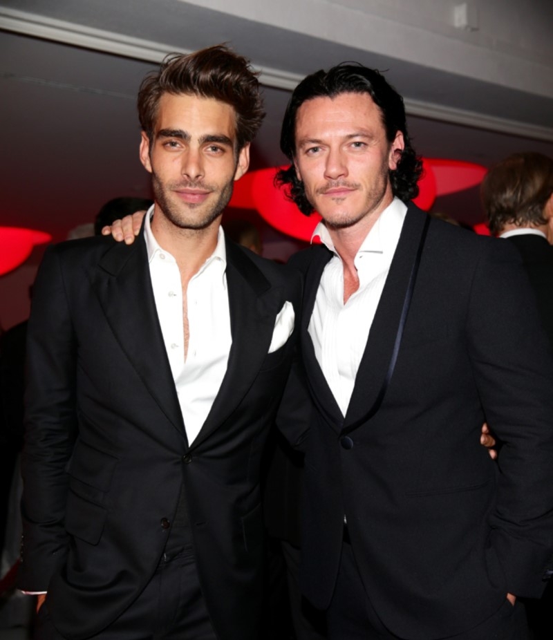 jon kortajarena boyfriend