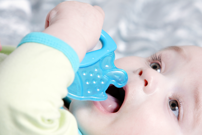 Teether On the Go | Alamy Stock Photo by Miroslav Beneda