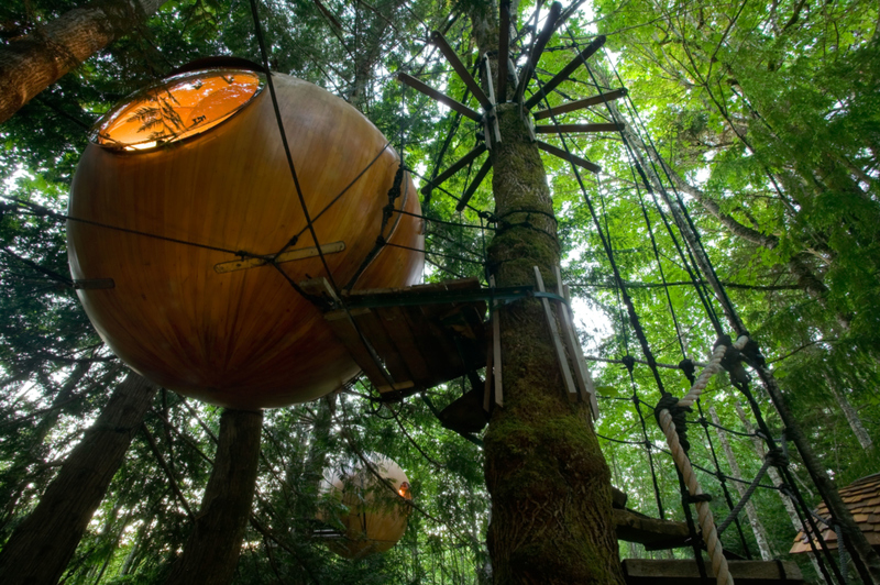 Free Spirit Spheres | Alamy Stock Photo by Boomer Jerritt/All Canada Photos