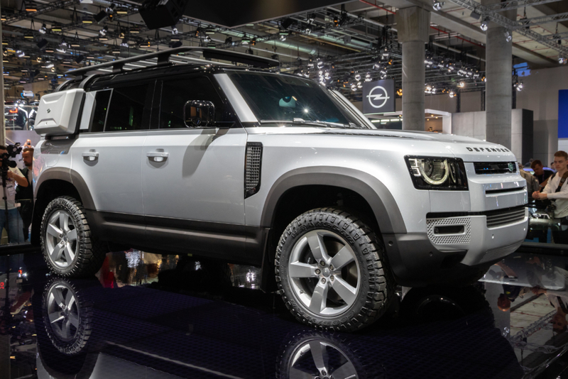 Land Rover Defender | Alamy Stock Photo