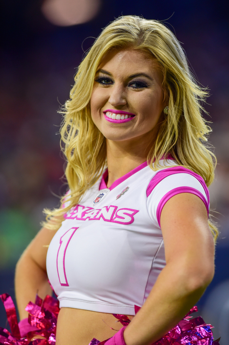 NFL cheerleaders subject to strict rules on weight, shaving and