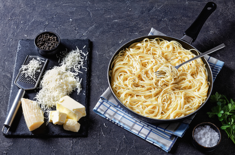 Cacio e Pepe, Italy | Shutterstock