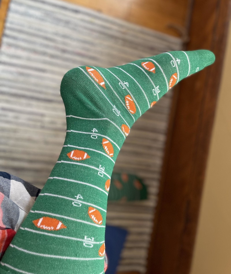 They Suck at Socks | Reddit.com/lobejks