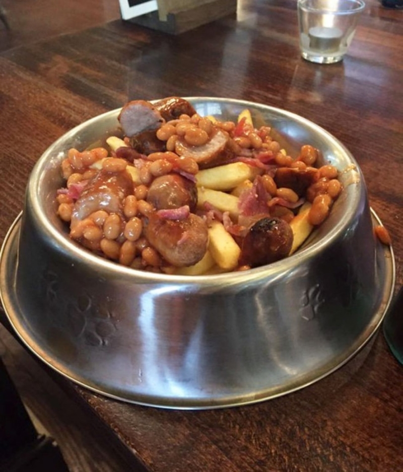 Do They Get Utensils? | Twitter/@wewantplates