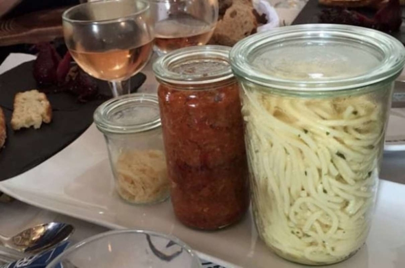 Do-It-Yourself Pasta | Twitter/@rocketandsquash/@WeWantPlates