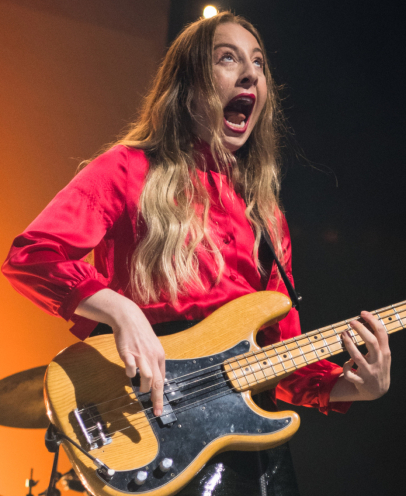 Este Haim | Getty Images Photo by Emma McIntyre