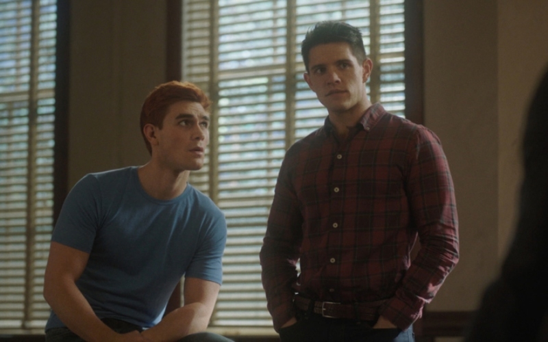 Kevin and Archie | MovieStillsDB