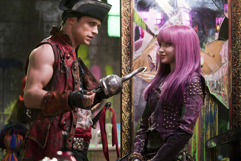 Descendants 2 | MovieStillsDB