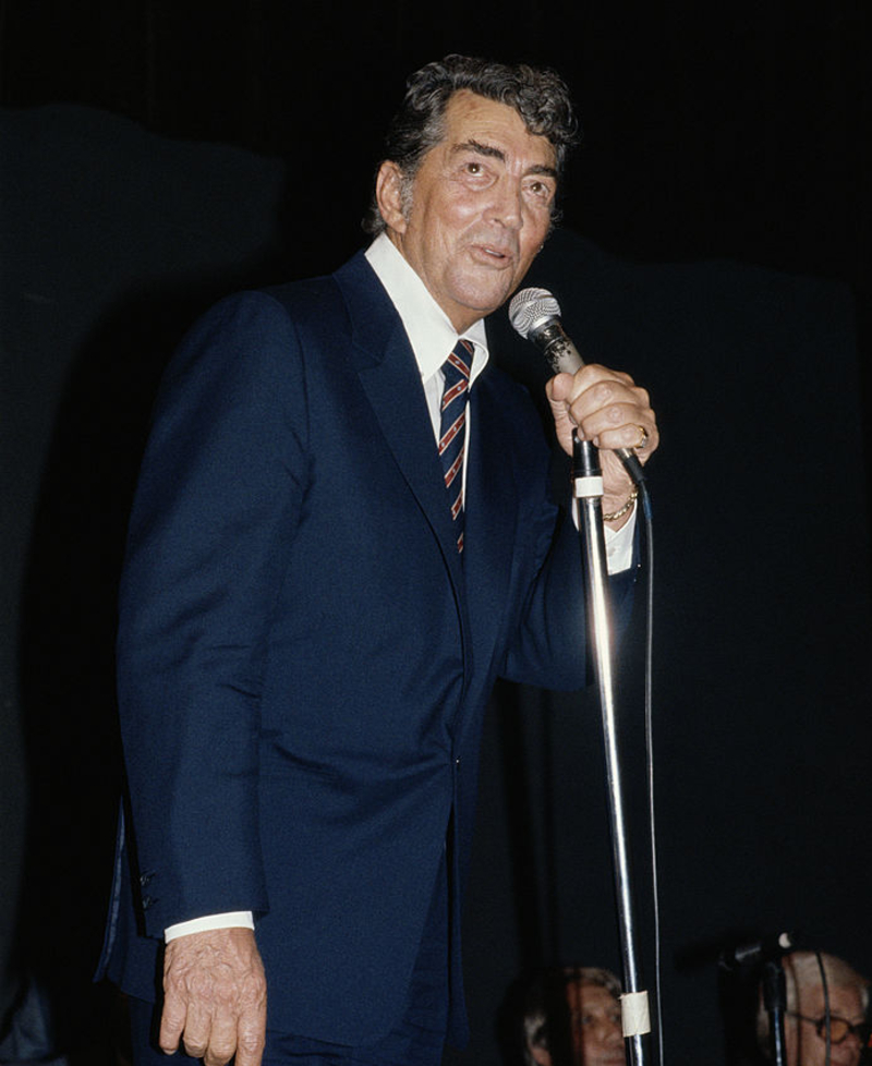 Dean Martin Wasn’t Welcome in Britain | Getty Images Photo by Keystone/Hulton Archive