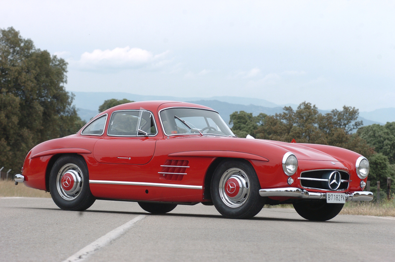 1955 Mercedes 300SL Gullwing Coupe | Shutterstock