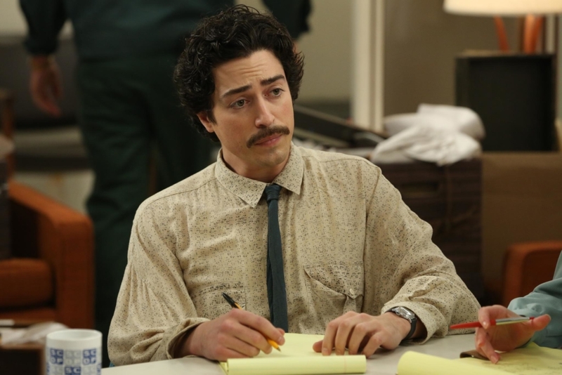 Ben Feldman as Michael Ginsberg | MovieStillsDB