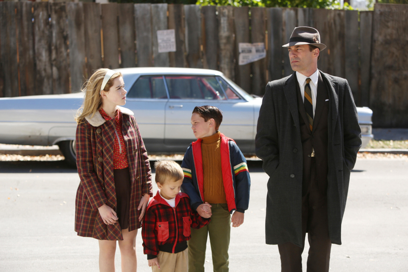 Multiple Young Actors as Bobby and Gene Draper | Alamy Stock Photo