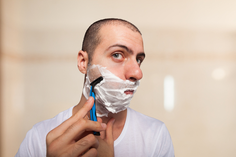 Disposable Razors | Shutterstock