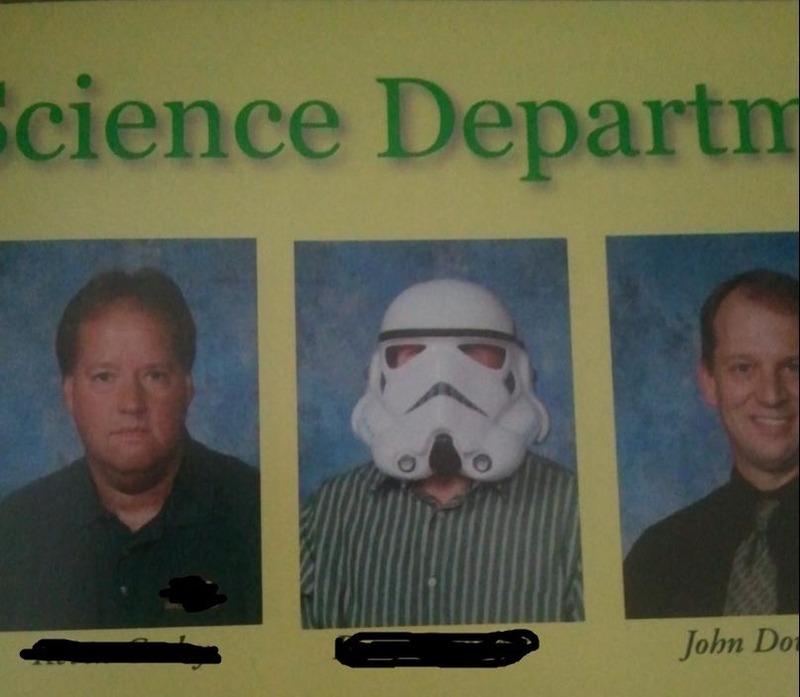 Die-Hard Star Wars Fan | Imgur.com/OER4D