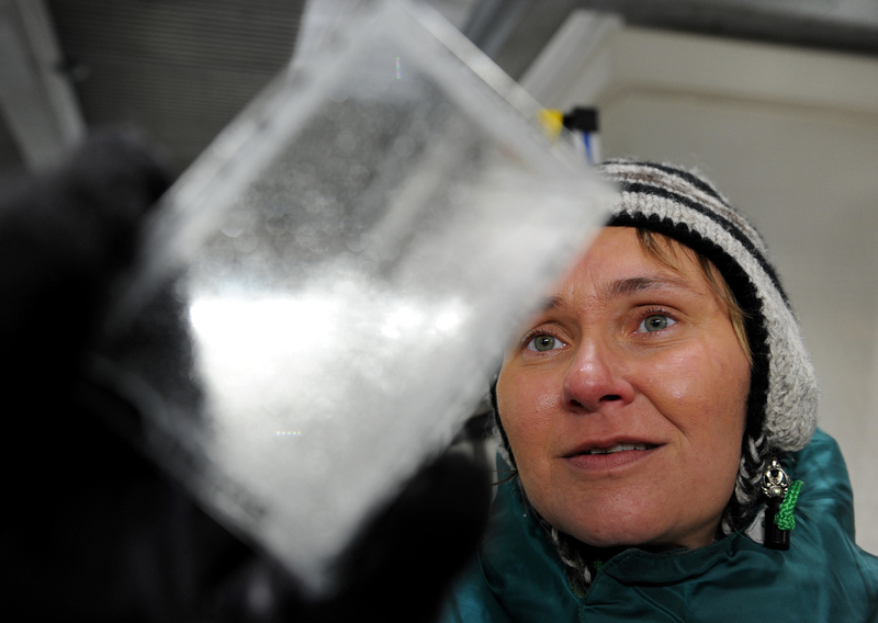 Ice Sample | Alamy Stock Photo by INGO WAGNER/dpa/Alamy Live News