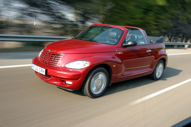 2002 PT Cruiser Convertible | Alamy Stock Photo