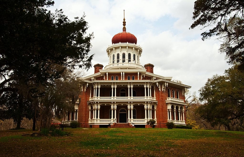 Mississippi - Longwood Plantation | Getty Images Photo by Universal Images Group 