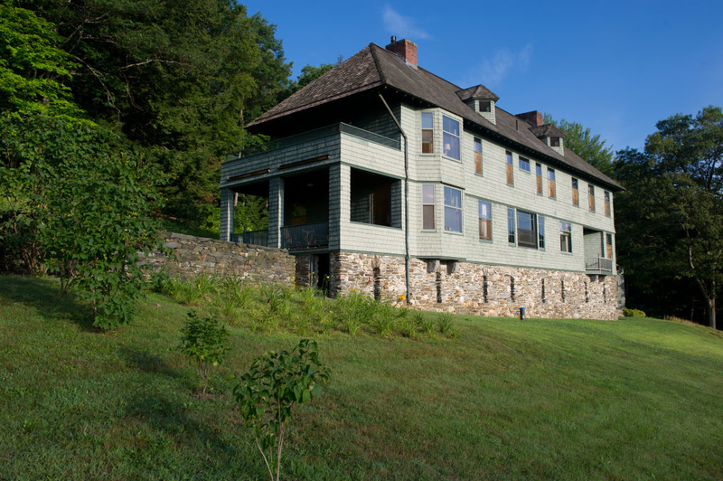 Vermont - Naulakha | Getty Images Photo by Edwin Remsburg/VW Pics