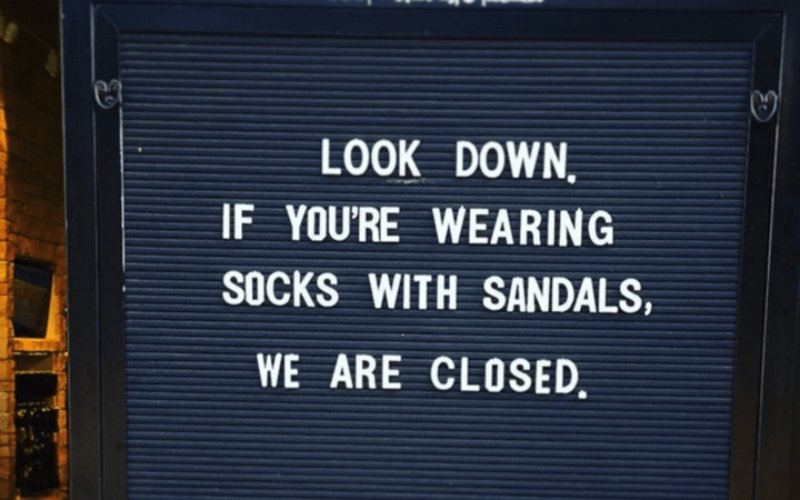 No Shoes, No Service | Imgur.com/demoe1218