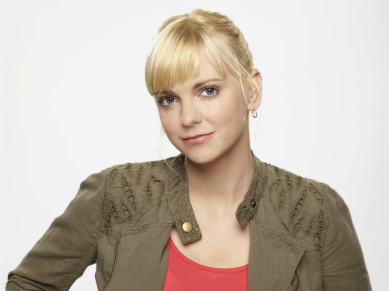 Anna Faris | MovieStillsDB