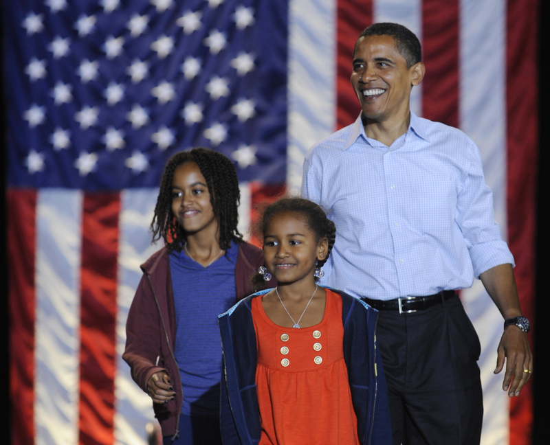 The Final Days of the Campaign | Getty Images Photo by EMMANUEL DUNAND/AFP