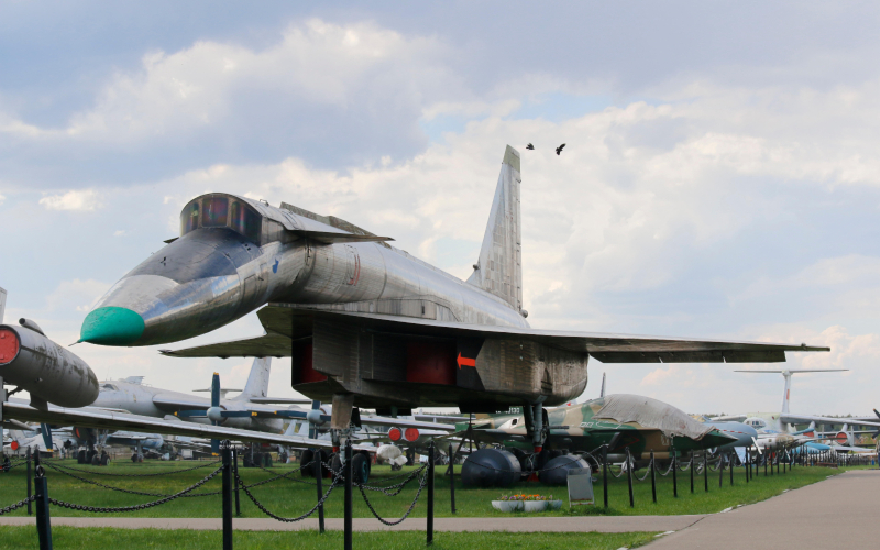 Sukhoi T-4 / Project 100 | Alamy Stock Photo by Sam Rollinson 